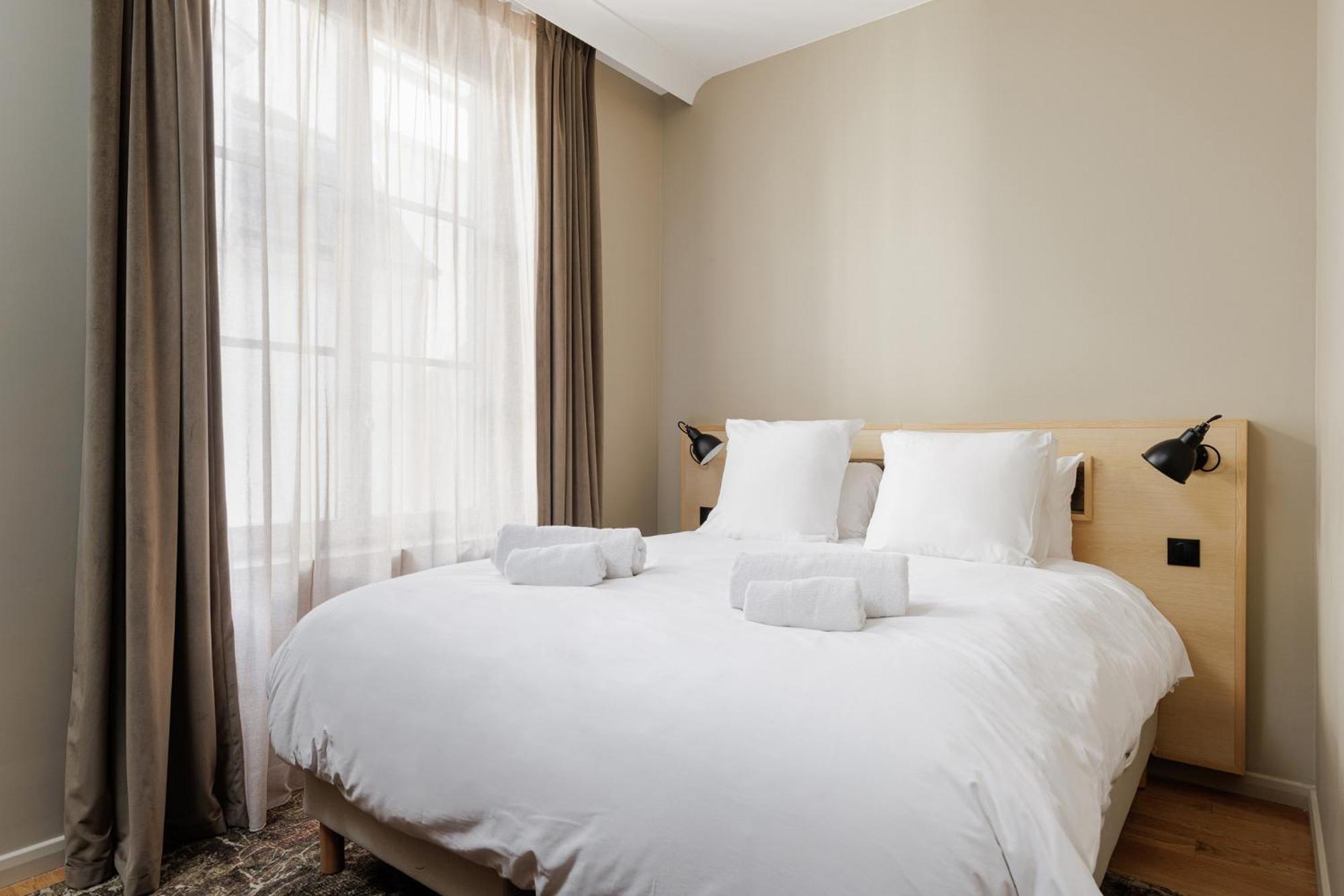 Hotel Des Sept - Entree Autonome, Reception En Ligne - Encore Mieux Orleans Ngoại thất bức ảnh