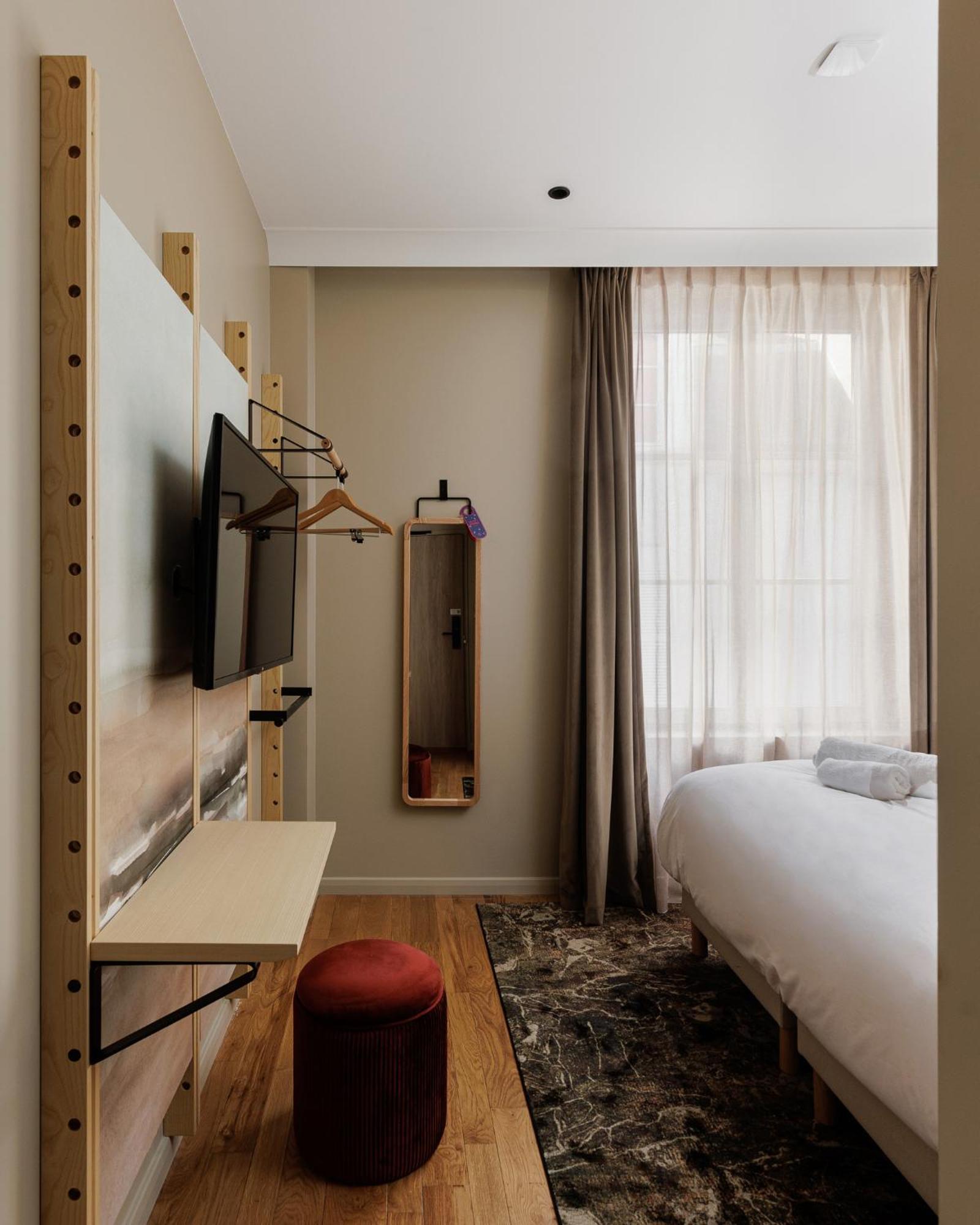 Hotel Des Sept - Entree Autonome, Reception En Ligne - Encore Mieux Orleans Ngoại thất bức ảnh